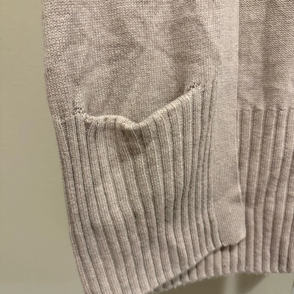 Aritzia Lenox Cardigan - Picture 5 of 7